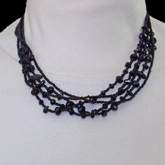 Black glass and shell bead multi strand necklace created with five bead strands - Picture 9 of 9